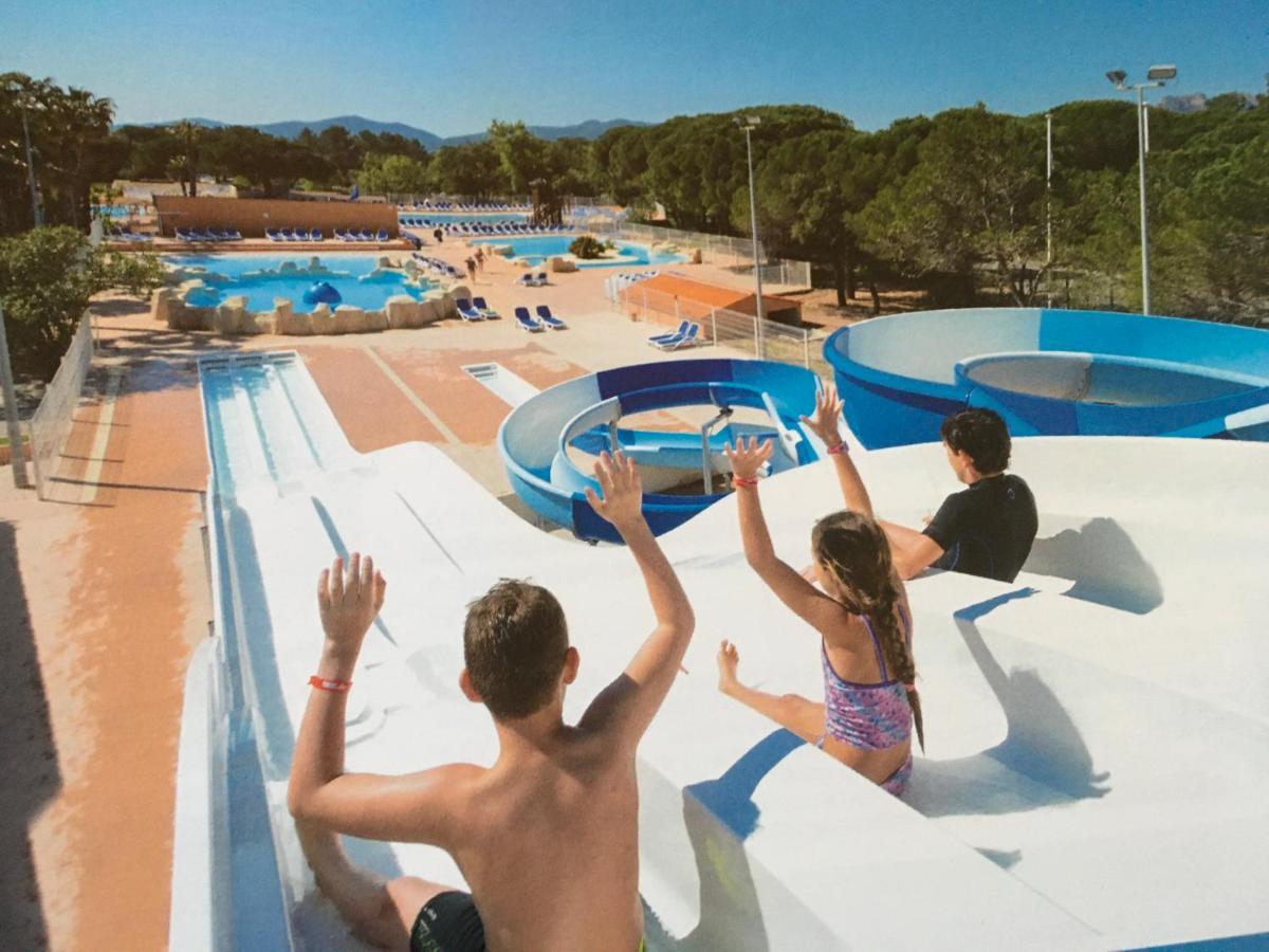 Oasis Village ピュジェ・シュル・アルジャン エクステリア 写真
